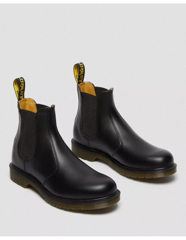 DR MARTENS 2976 SMOOTH LEATHER CHELSEA BOOTS