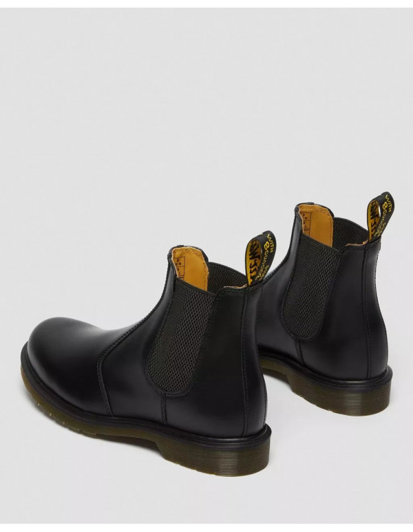 DR MARTENS 2976 SMOOTH LEATHER CHELSEA BOOTS